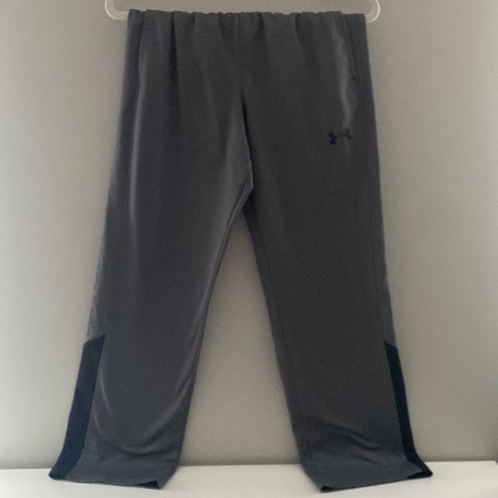 Under Armor — not taper leg